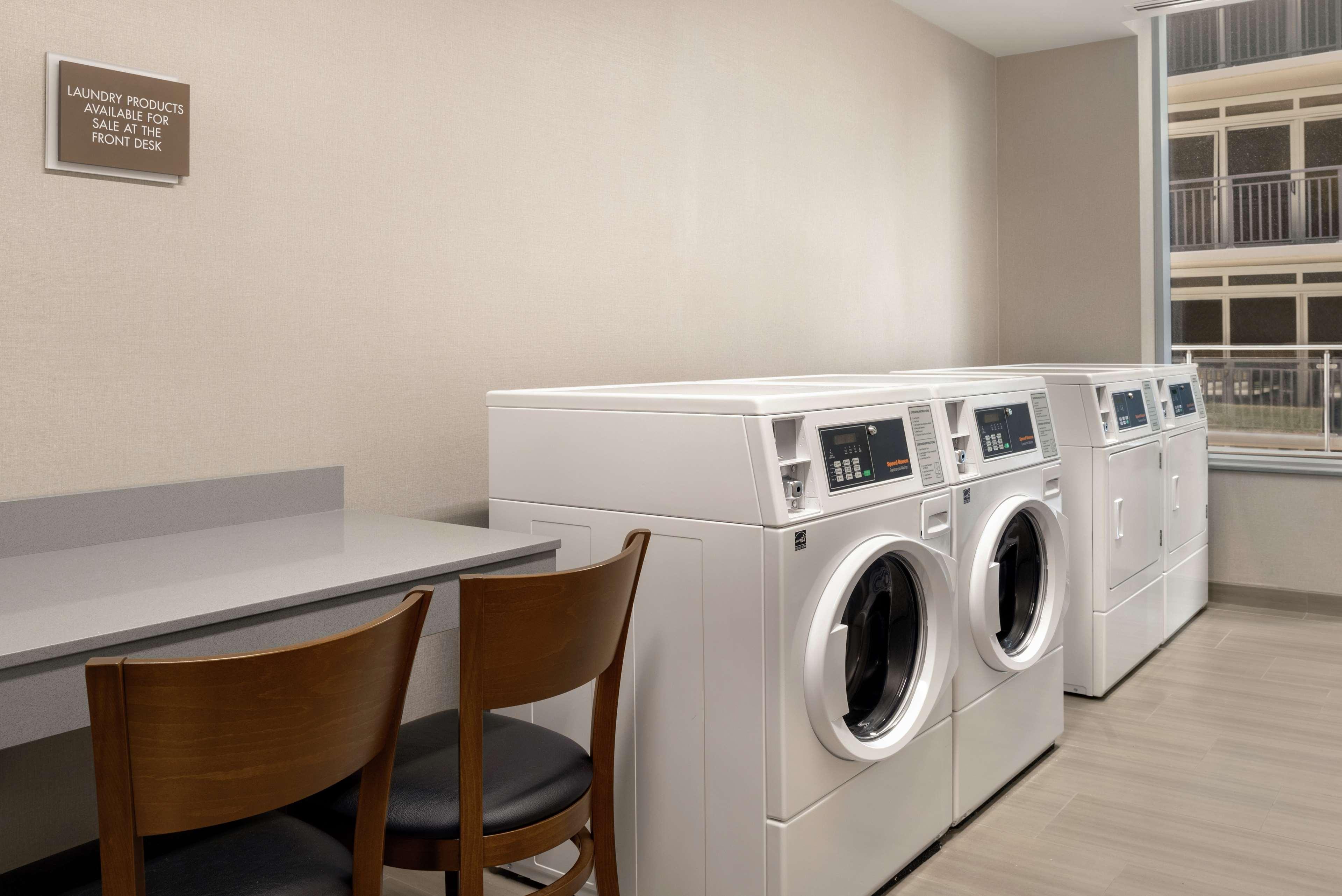 Hilton Garden Inn Chicago Downtown South Loop Екстериор снимка