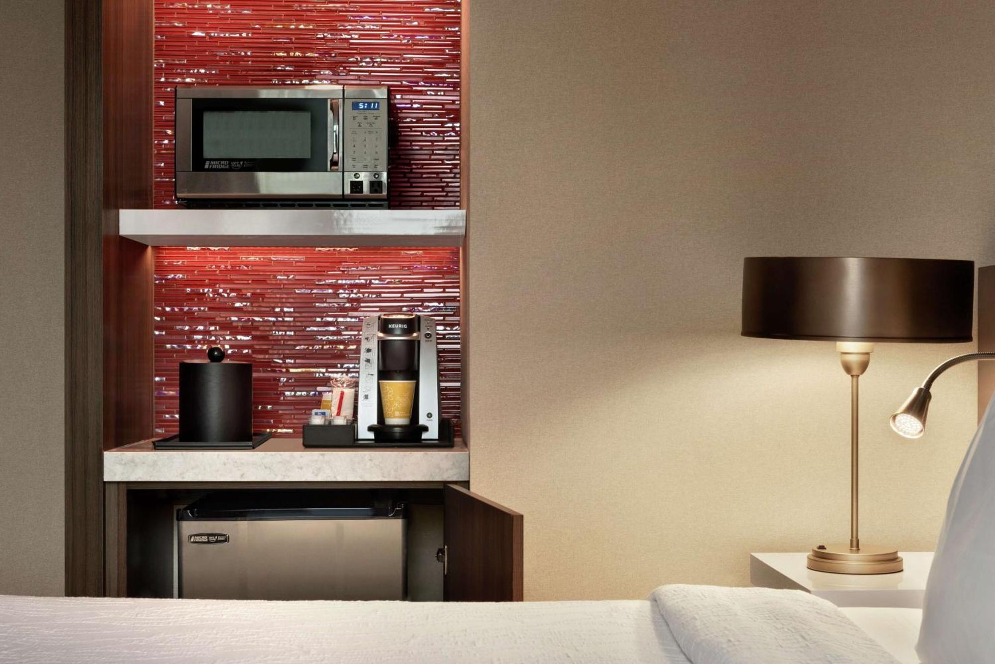 Hilton Garden Inn Chicago Downtown South Loop Екстериор снимка