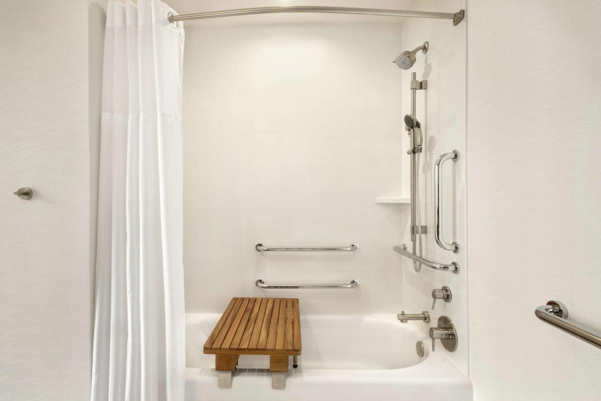 Hilton Garden Inn Chicago Downtown South Loop Екстериор снимка